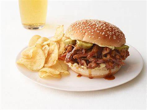 HH- PULLED PORK PLATE W/ DRINK